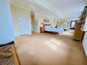 Photo 24- click for photo gallery